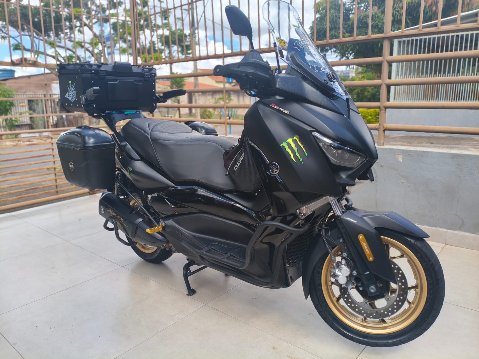 XMAX Detalhada